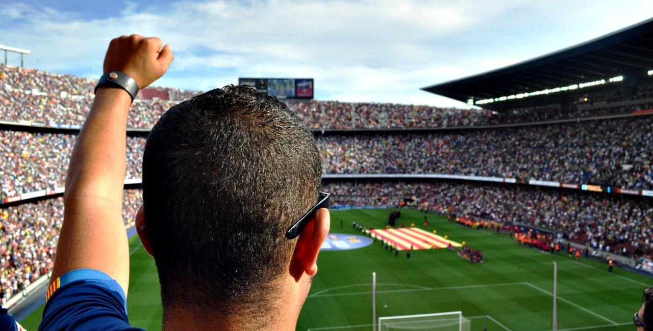 audience barcelona cheering 